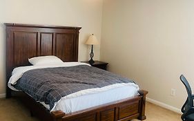 Private Queen Room Cypress 290, Tx